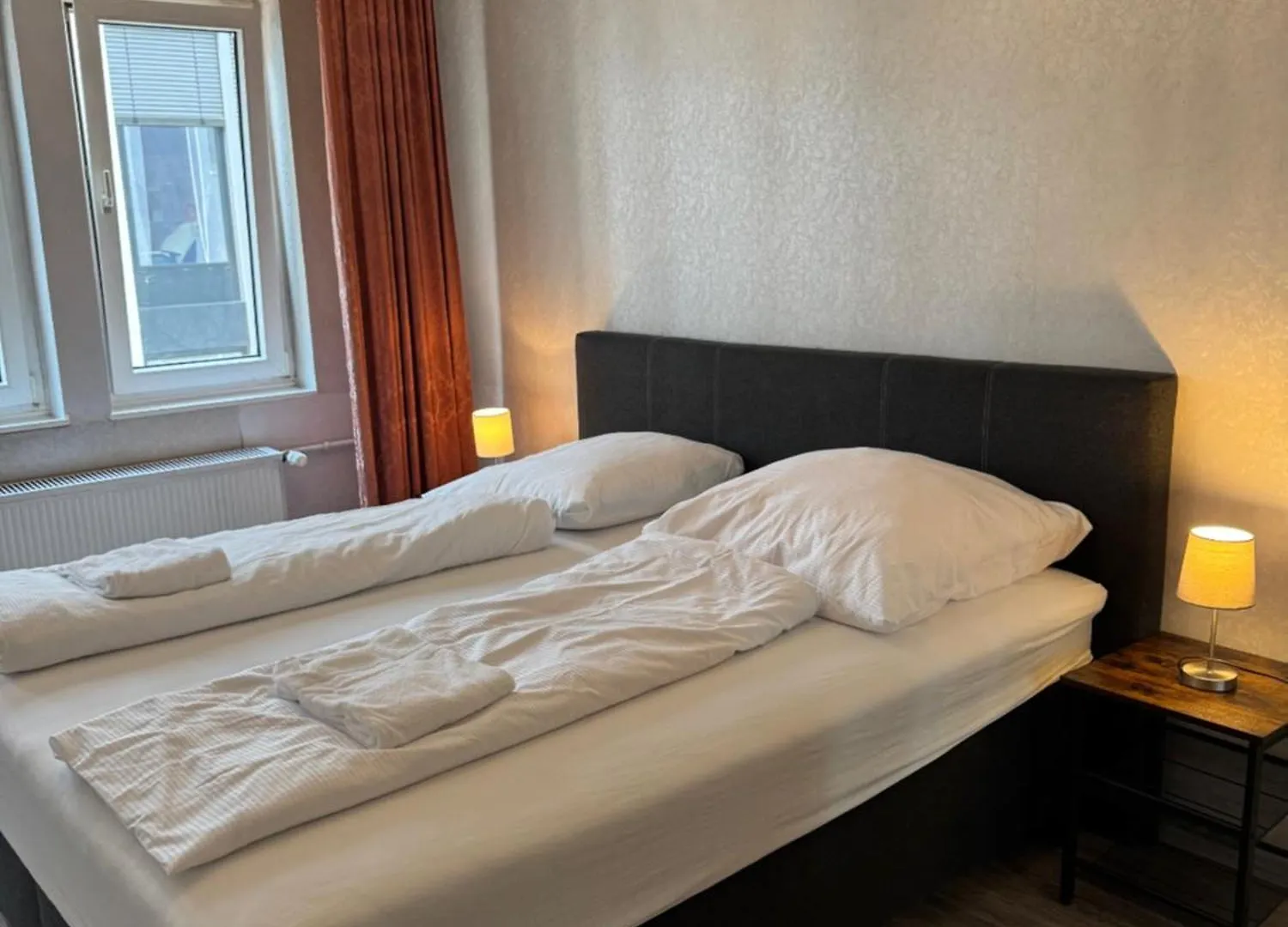Lägenhet Studio 50 Qm Zentral In Domnaehe Köln Tyskland